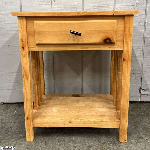 Pine Single Table 21" x 15" x 25" image