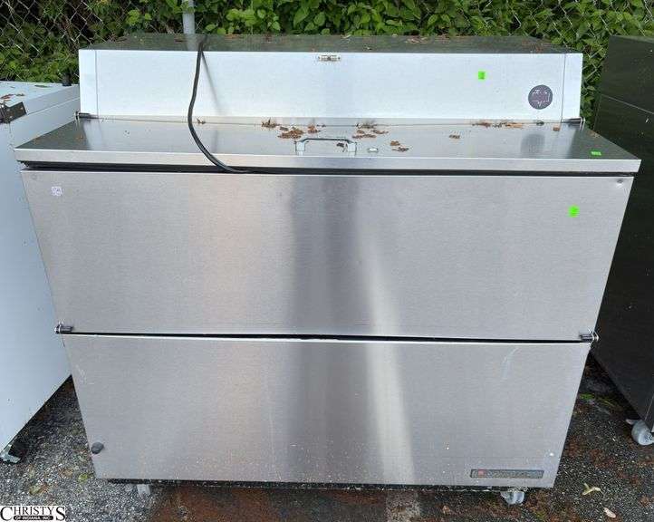 Nonworking True cooler 49x34x47 image