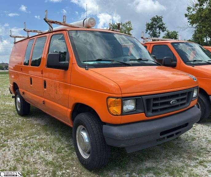2004  FORD  E-350 • Driven