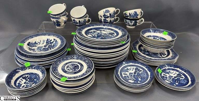 Assorted Blue Willow China Pieces - Johnson Bros, Staffordshire, and Others - 10" of largest plate image