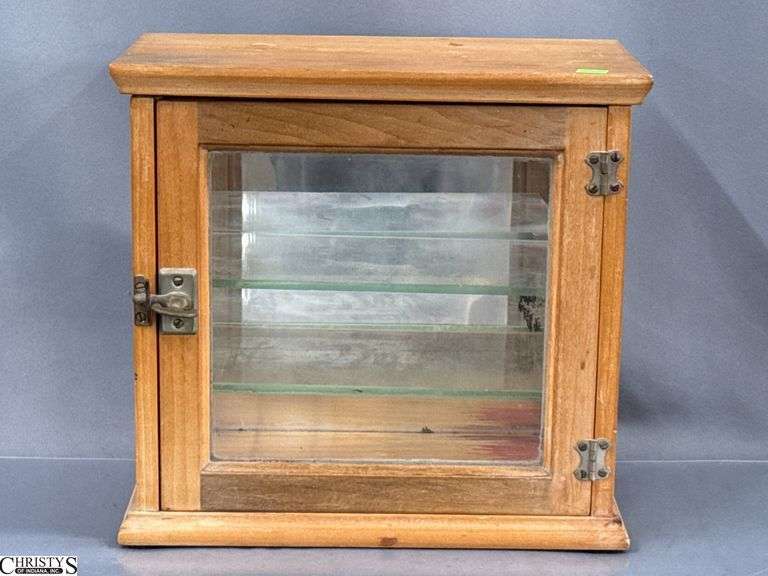 Wooden Table Top Display Case 14x8x13.5'