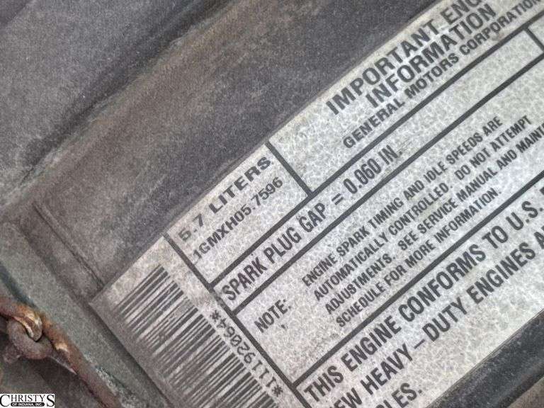 2001  GMC  Savana • Towed • Will Jump Start