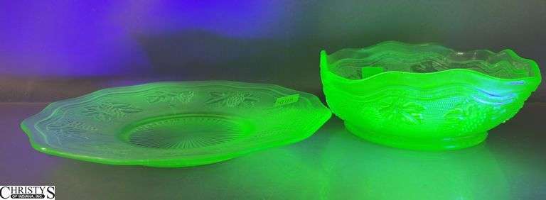 2 Grapevine Motif UV Reactive Plate and Bowl - 8.5" of plate