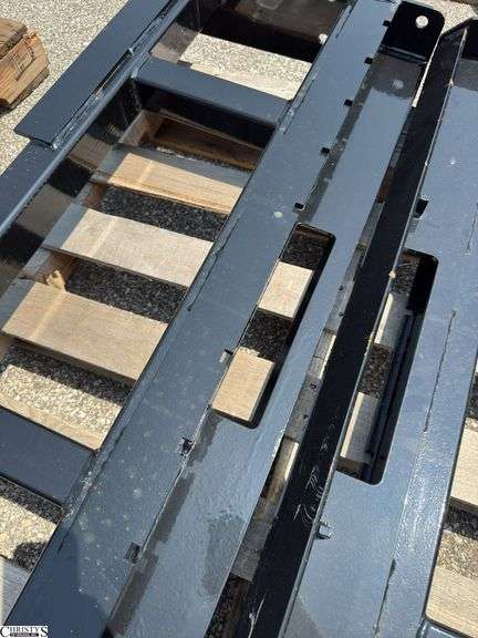 Adjustable clip-on pallet fork TF1-66-4000G