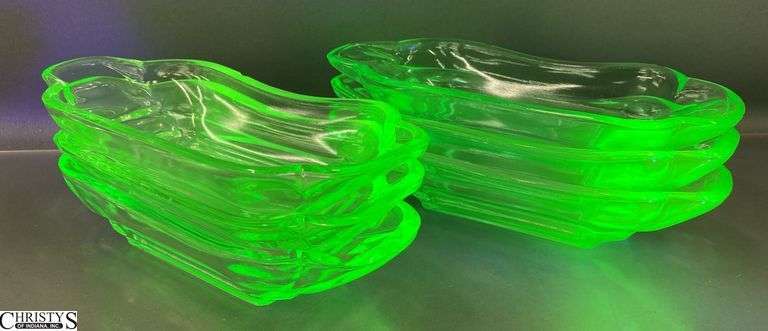 6 UV Reactive Glass Sundae Dishes - 8.5" of each image
