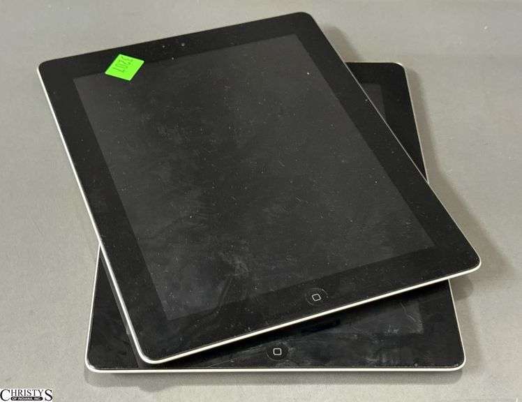 2 iPads Untested image