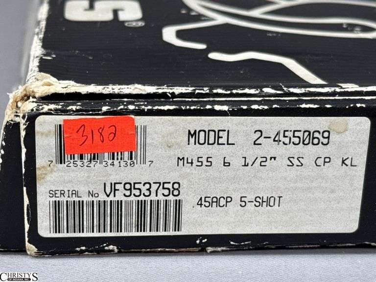 Taurus Tracker Revolver cal. .45 acp. SN: VF953758 in Box