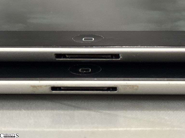2 iPads Untested