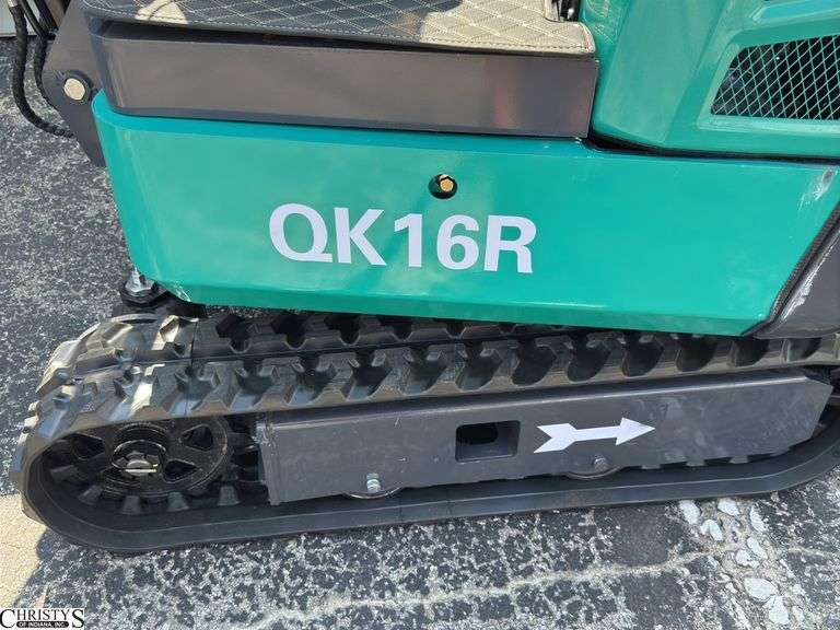 CFG Industrial Mini Excavator QK16R Mini Excavator 420cc Gas Powered