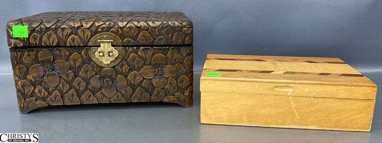 2 Wooden Hinge Lidded Boxes - 11" x 7" x 5.5" of largest image