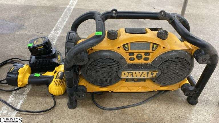 DeWalt Battery Drill, 1 charger, 2 batteries - Dewalt Worksite Radio/Charger image