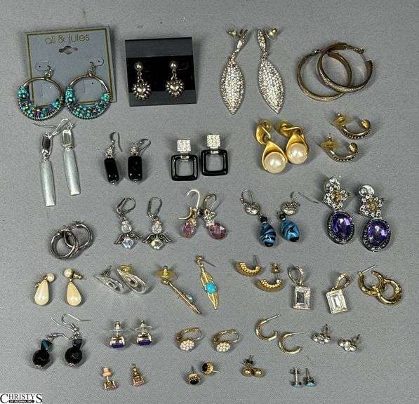 29 Pairs of Earrings image