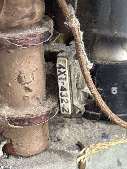 Tube Radio, Missing Back 10.5" Wide 6.5" Tall