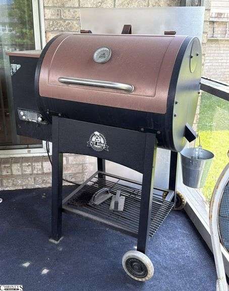 Pit Boss Grill 38” Across overall image