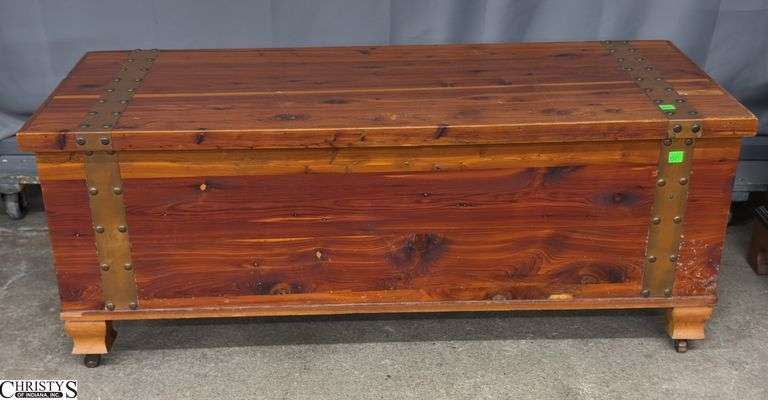 Lakeside Craft Shop Cedar - 43" x 17" x 17" - some scuffing image