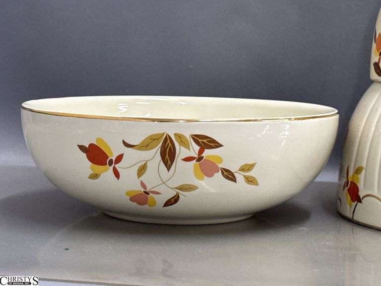 4 Hall's Jewel Tea Mixing Bowls - 9" x 5" of largest