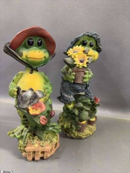 Frog Statues, And Figurines, Tallest Taxidermy Bull Frog Playing String Instrument