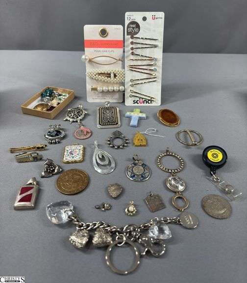 Pendants, Hair Clips, Key Chain, Gucci Parf Tie Clip, Jeri-Lou Sweater Clip image