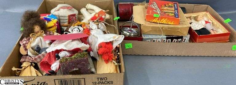 Travel Souvenir Dolls, Corn husk Dolls, Small Games, Misc - 7.5" approx of largest image