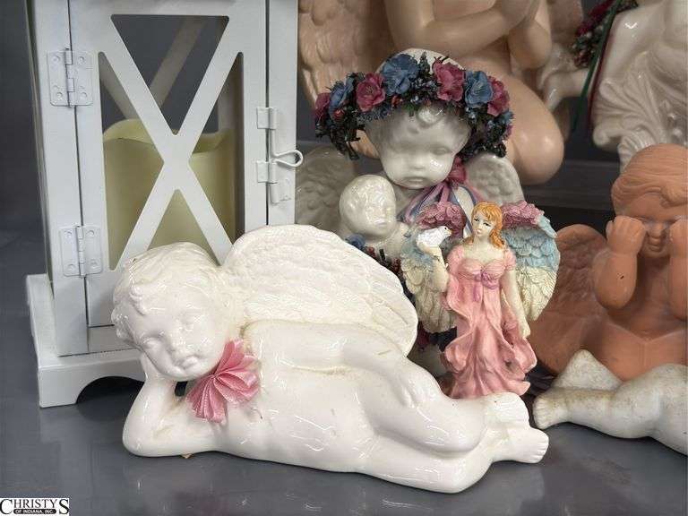 Angel Garden and Memorial Figurines, Battery Operated Lantern Tallest 14"