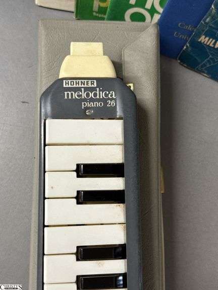 Notre Dame, Milwaukee Braves Magazines, Horner Melodica Piano 26