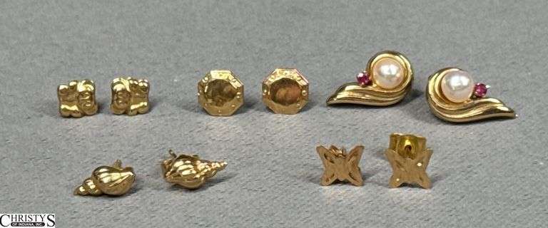 5 Pairs of 14K Yellow Gold Earrings image