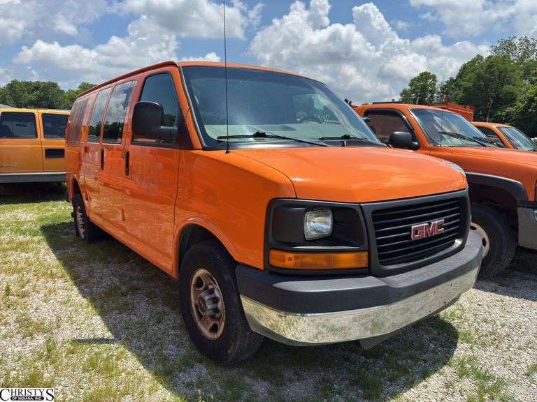 2007  GMC  Savana • Towed • Will Jump Start