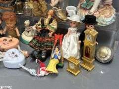 Figurines, Mini Clocks, Animals, Whistling Birds, Owl, Tourist Dolls, Bears
