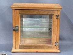 Wooden Table Top Display Case 14x8x13.5'
