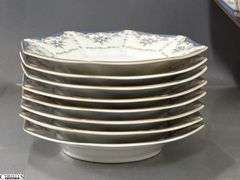 Seizan "Mood Indigo" Floral Motif China - Approx 40 pcs - 11.5" of largest piece