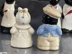 Black Americana Salt and Pepper Shakers, Tallest 5"