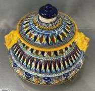 Deruta Ceramic Covered Bowl with Face Handles 8"x6" Tall