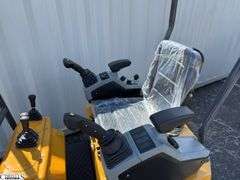 CFG Industrial Mini Excavator MX12RX Mini Excavator 420cc Gas Powered