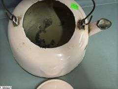 Pink Enamel Kettle - 10" x 6.5" - some wear, chipping