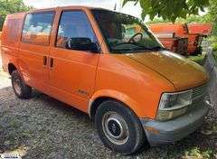 1999  CHEVROLET  Astro Van • Will NOT Jump Start • Towed •  Hood Will Not Open • ODO Shows 91,362