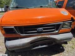 2006  FORD  E-350 • NO KEYS • Towed • Hood Will Not Open