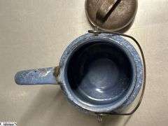 3pcs Swirl and Spatter Enamelware Milk Jugs - One missing lid - 8" of tallest - Some wear, chipping
