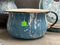3 Swirl Enamel Pot, Bowl, 2 Pots - 2 Enamelware Plates - Some wear, chipping - 10" of plate