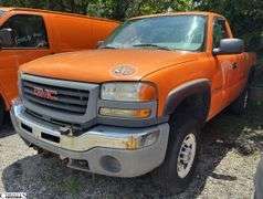 2005  GMC  Sierra • Will NOT Jump Start • Towed • Hood Latch Broken