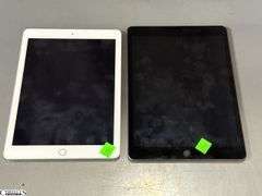2 iPads Untested