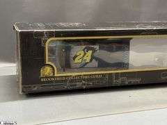 Brookfield Collectors Guild Dupont Jurassic Park Jeff Gordon Show Car Trailer - 29.5" of box