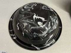3 Swirl Enamel Pot, Bowl, 2 Pots - 2 Enamelware Plates - Some wear, chipping - 10" of plate