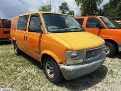2001  GMC  Safari • Driven
