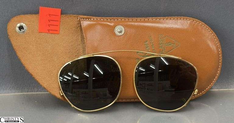 Ray Ban Clip On Sunglasses w/ Case - 4.5" - this item has not been authenticated image
