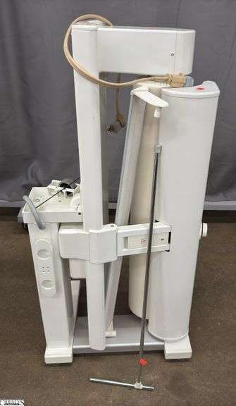Miele B890 Rotating Iron Could Be Missing Parts image