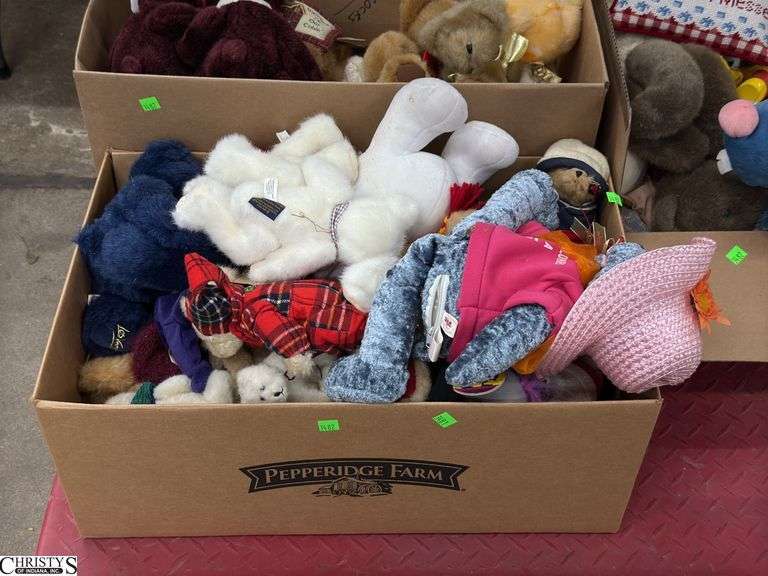 SKID of Plush Animals, Ty, Boyd's, Vintage, Larger and Minis, SKID is Not Included