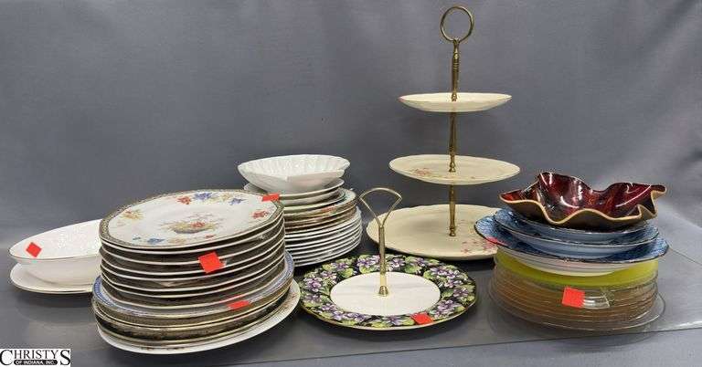 UV Reactive Dish, Haviland, Royal Doulton, Royal Albert, China Dessert Plates, Tid Bit Trays, Misc Dishes - 13" of tallest image