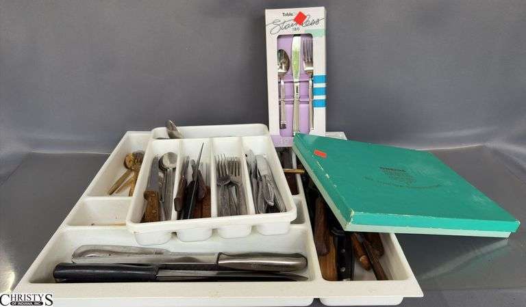 Oneida Golden Bouquet, Stainless Flatware, Kitchen Knives and Spreaders image
