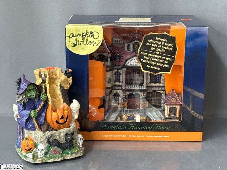 Pumpkin Hollow Haunted House, Figurine image