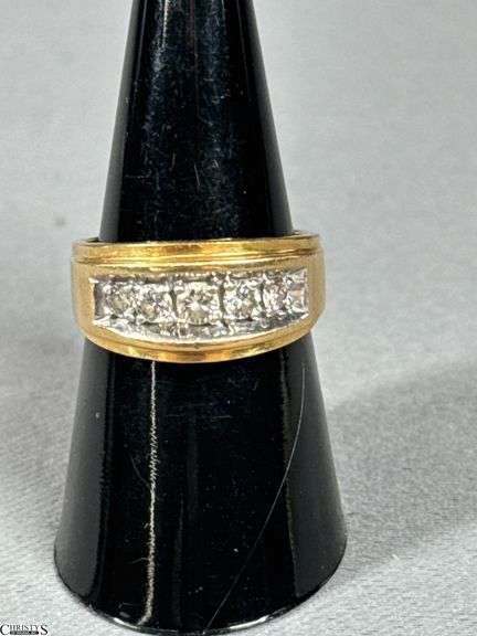 14K Yellow Gold and Diamond Ring image